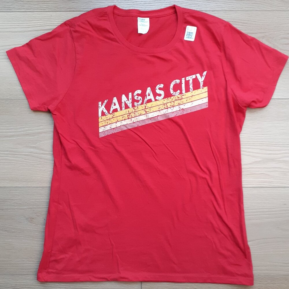 Kansas City Retro Red Logo New Women's Large Red T-Shirt
